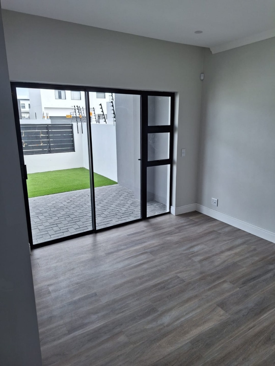 3 Bedroom Property for Sale in Sandown Western Cape